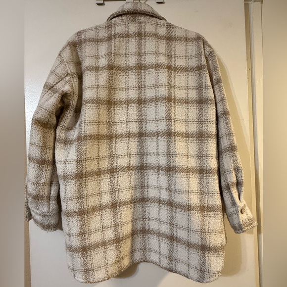 H&M Cream and Brown Shacket - Picture 4 of 4